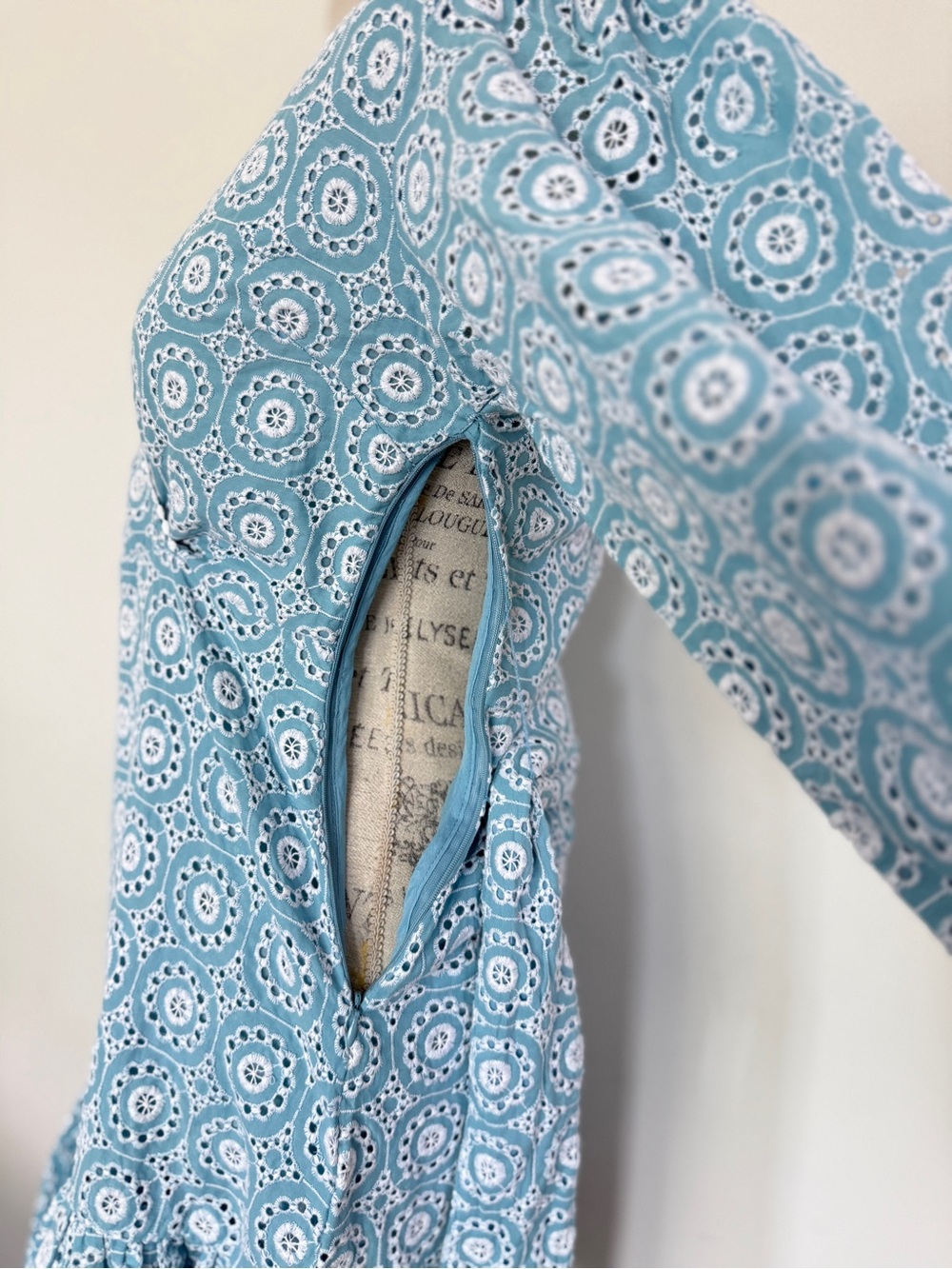 Karen Millen Broderie Cotton Wrap Mini Dress Light Blue Eyelet Dress - Picture 9 of 16